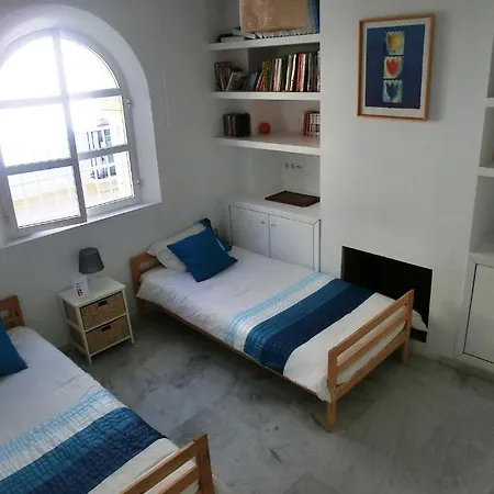 فندق مبيت وإفطار Jerez 3*